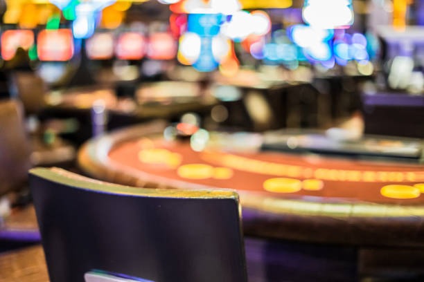 Infinite Blackjack live-dealer table on hp777 apk with professional dealer and multi-camera feed